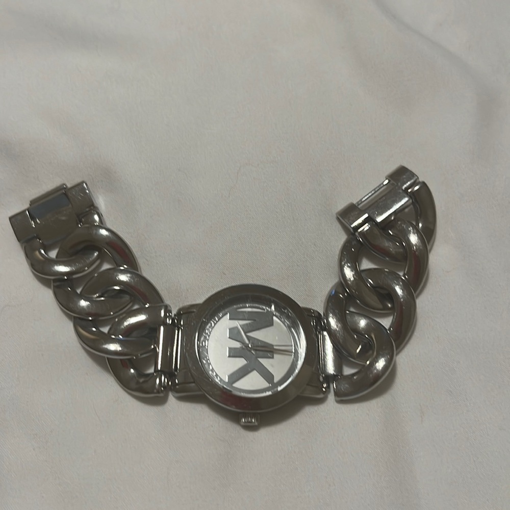 Michael Kors watch. Authentic!